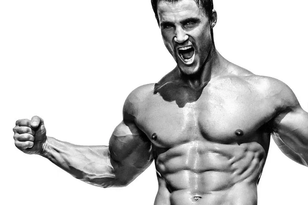 Greg Plitt Tribute: Tappoi junassa