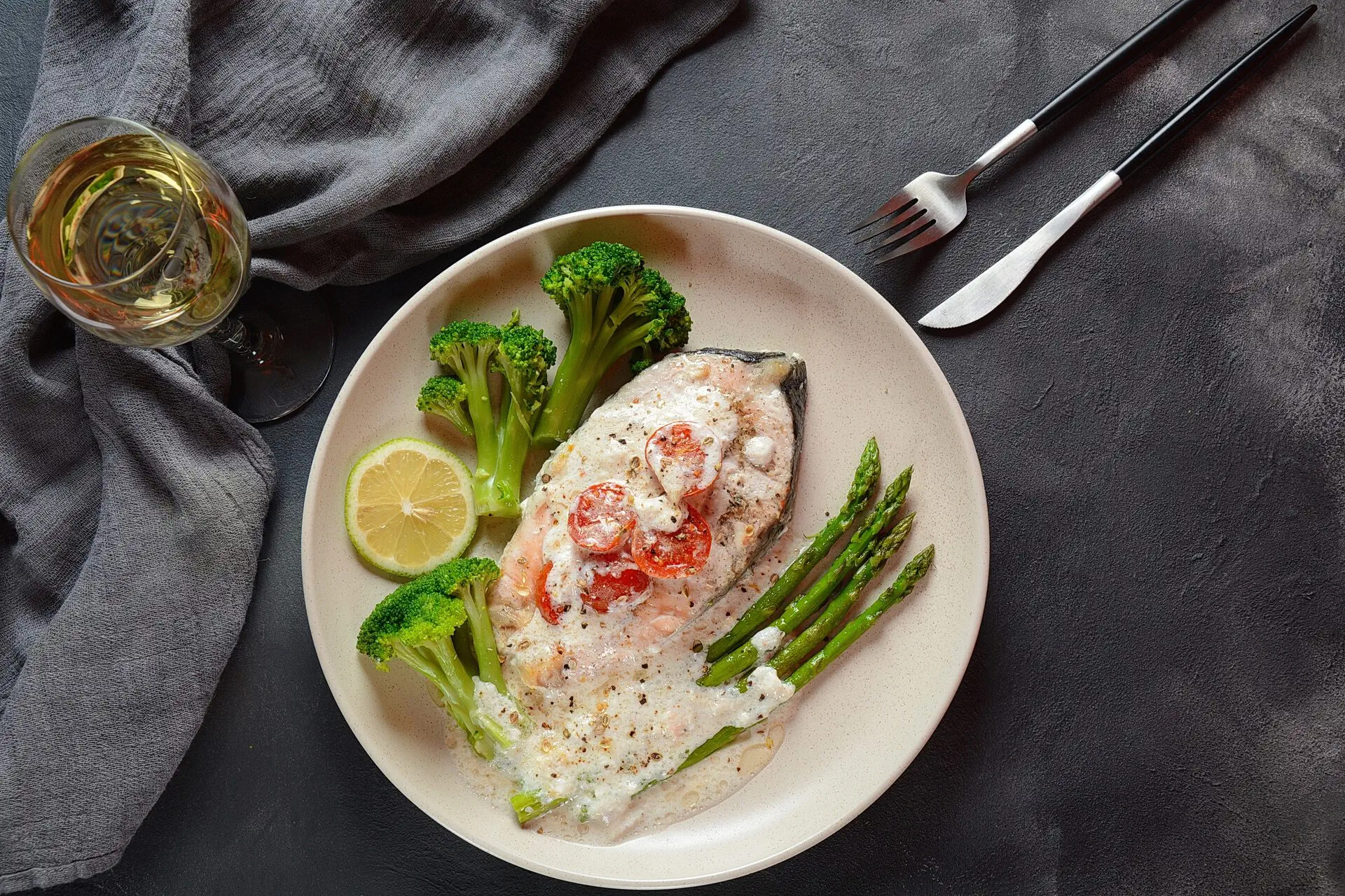 5 gesunde kohlenhydratarme Fischrezepte